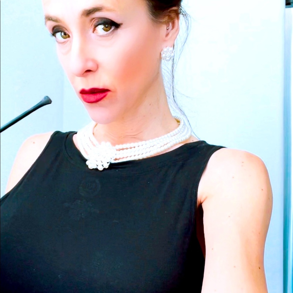 Meet your Posher, Laura